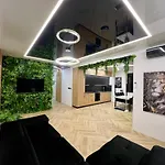 Vip Gold Warszawa Parking Free *
