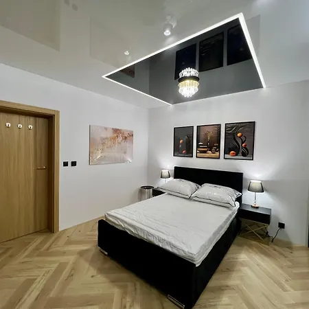 Vip Gold Warszawa Parking Free