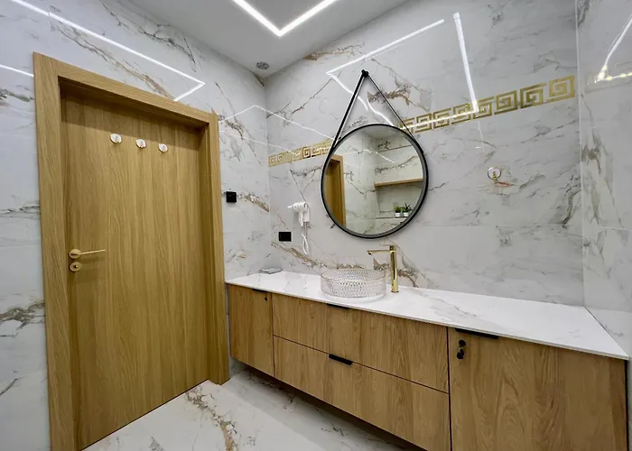 Vip Gold Warszawa Parking Free Stefanowo